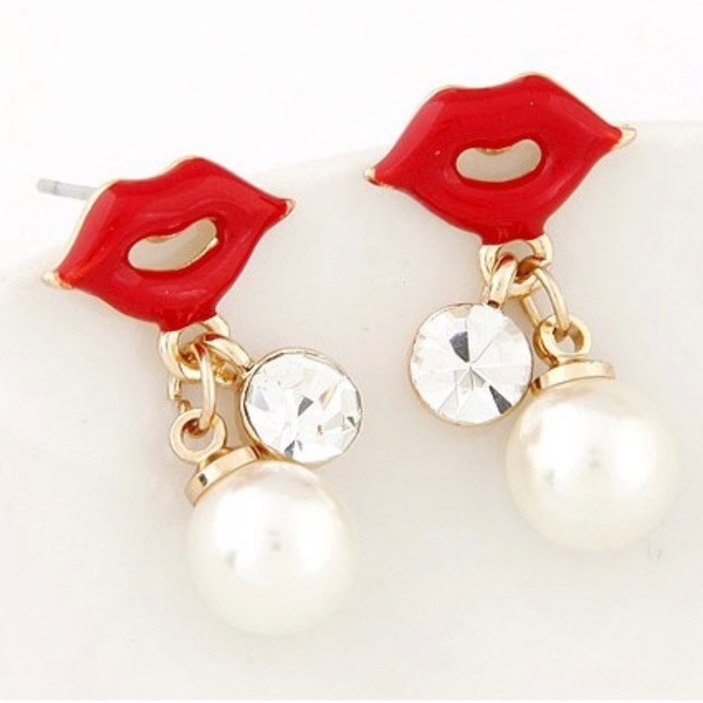 Kisses and Pearls Statement Earrings